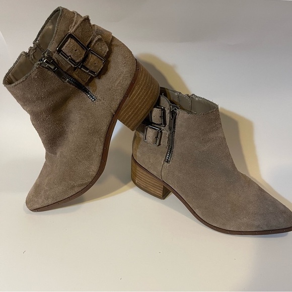 Bleecker and Bond Women's Taupe Suede Ankle Boots - Picture 1 of 11